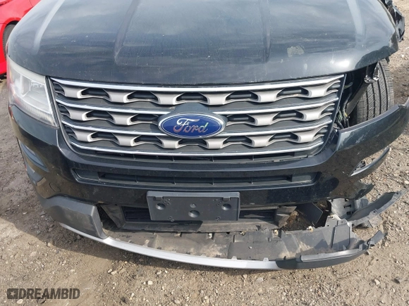 2017 Ford Explorer XLT with VIN 1FM5K8DH4HGD19155, listed as a IAAI auction lot 41853654 with 83,913 mi miles. Bid and sale history available at carsss.com. Image 16.