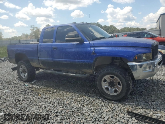 2001 Dodge Ram 2500 with VIN 3B7KF236X1G197808, listed as a Copart auction lot 72450104 with 350,953 mi miles and Salvage Title. Bid and sale history available at carsss.com. Image 4.
