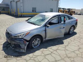 2017 Hyundai Sonata 2.4L z VIN 5NPE24AF2HH575001, wystawiony jako Copart lot #58423965 z przebiegiem 140 005 mil mil oraz Szkoda całkowita • Salvage title. Historia ofert i sprzedaży dostępna na DreamBid. Obrazek 1.