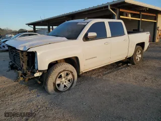 2018 Chevrolet Silverado 1500 LT with VIN 3GCUKREC8JG192476, listed as a Copart auction lot 47482725 with 118,092 mi miles and Salvage Title. Bid and sale history available at carsss.com. Image 1.