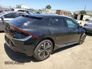 2022 Kia EV6 Wind with VIN KNDC34LA7N5053773, listed as a Copart auction lot 57753934 with 70,112 mi miles and Salvage Title. Bid and sale history available at carsss.com. Image 3.
