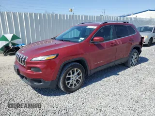 2017 Jeep Cherokee Latitude with VIN 1C4PJMCB8HW568554, listed as a Copart auction lot 54474185 with 102,846 mi miles and Salvage Title. Bid and sale history available at carsss.com. Image 1.