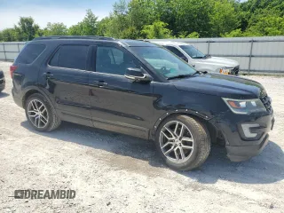 2017 Ford Explorer Sport z VIN 1FM5K8GTXHGB25729, wystawiony jako Copart lot #55808995 z przebiegiem 131 682 mil mil oraz Szkoda całkowita • Salvage title. Historia ofert i sprzedaży dostępna na DreamBid. Obrazek 4.