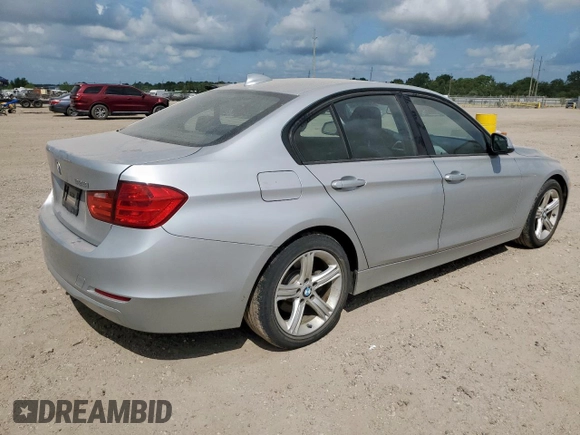 2013 BMW 3 Series 328i z VIN WBA3C1C52DF441727, wystawiony jako Copart lot #58062675 z przebiegiem 72 917 mil mil oraz Szkoda całkowita • Salvage title. Historia ofert i sprzedaży dostępna na DreamBid. Obrazek 3.