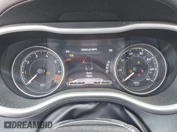 2014 Jeep Cherokee Limited with VIN 1C4PJLDB3EW305005, listed as a IAAI auction lot 41887214 with 196,884 mi miles. Bid and sale history available at carsss.com. Image 7.