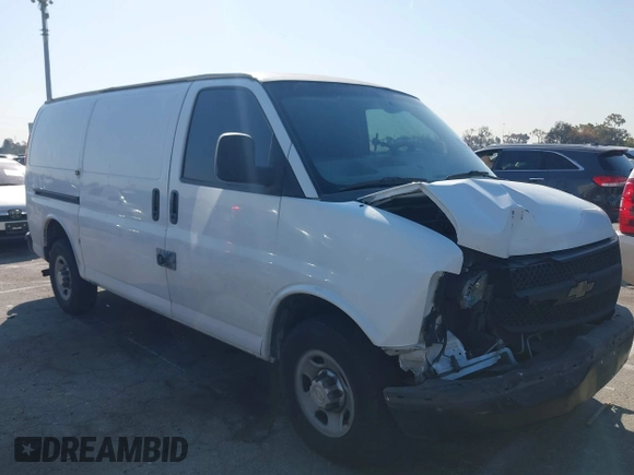 2014 Chevrolet Express Cargo Van with VIN 1GCWGFCA8E1146659, listed as a IAAI auction lot 41839939 with 189,389 mi miles. Bid and sale history available at carsss.com. Image 13.