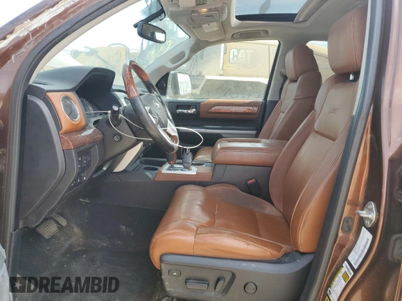 2015 Toyota Tundra 4WD Truck Platinum with VIN 5TFAY5F14FX438207, listed as a Copart auction lot 52706155 with 156,683 mi miles and Clean Title. Bid and sale history available at carsss.com. Image 7.
