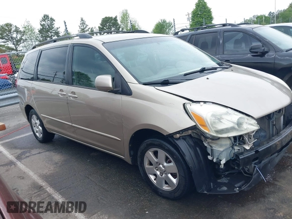 2004 Toyota Sienna XLE with VIN 5TDZA22CX4S205206, listed as a IAAI auction lot 42007779 with 173,794 mi miles. Bid and sale history available at carsss.com. Image 14.
