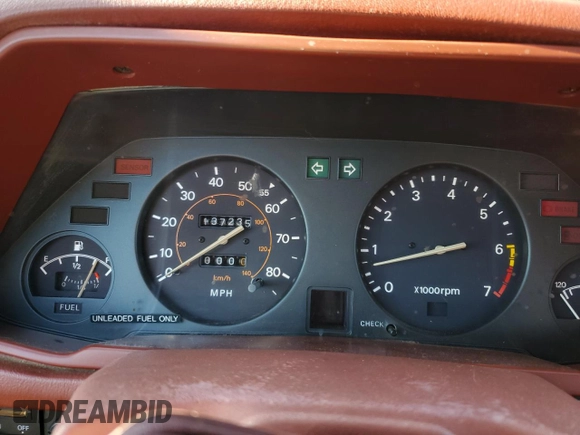 1982 Datsun 280ZX z VIN JN1HZ04S9CX450233, wystawiony jako Copart lot #88735675 z przebiegiem 137 235 mil mil oraz Tytuł czysty. Historia ofert i sprzedaży dostępna na DreamBid. Obrazek 9.
