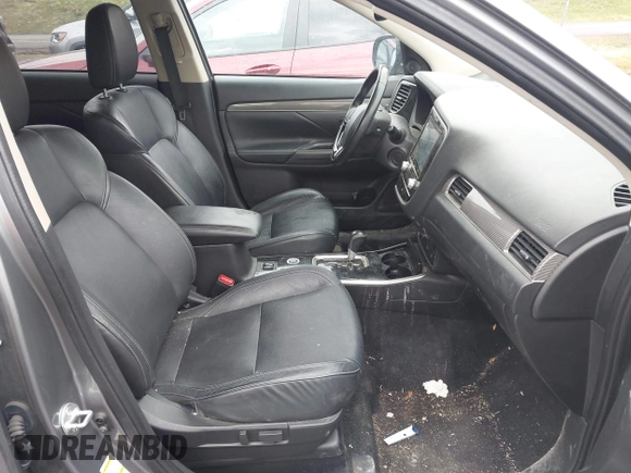 2020 Mitsubishi Outlander ES z VIN JA4AZ3A34LZ021352, wystawiony jako IAAI lot #41853465 z przebiegiem 92 412 mil mil oraz . Historia ofert i sprzedaży dostępna na DreamBid. Obrazek 5.