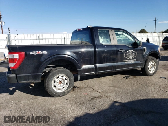 2022 Ford F-150 XL with VIN 1FTEX1EP4NKE30915, listed as a Copart auction lot 53478245 with 33,365 mi miles and Salvage title. Bid and sale history available at DreamBid. Image 3.