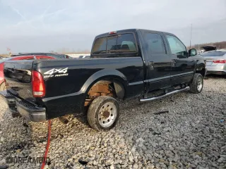 2002 Ford Super Duty F-250 XL with VIN 1FTNW21L82ED47266, listed as a Copart auction lot 48550525 with 0 mi miles and Clean Title. Bid and sale history available at carsss.com. Image 3.