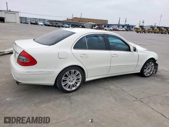 2008 Mercedes-Benz E-Class Luxury 3.5L with VIN WDBUF56X28B285414, listed as a Copart auction lot 51562605 with 0 mi miles and Salvage Title. Bid and sale history available at carsss.com. Image 3.