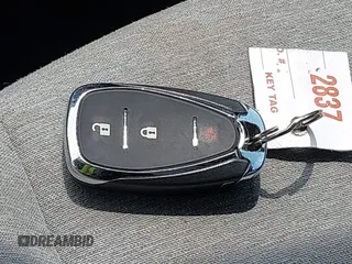 2022 Chevrolet Equinox LS z VIN 3GNAXHEV4NS153877, wystawiony jako IAAI lot #42095159 z przebiegiem 65 683 mil mil oraz . Historia ofert i sprzedaży dostępna na DreamBid. Obrazek 11.