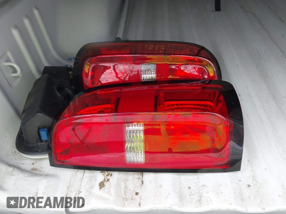 2020 Chevrolet Colorado 4WD Work Truck with VIN 1GCHTBEA7L1179482, listed as a IAAI auction lot 41733352 with 53,162 mi miles and . Bid and sale history available at DreamBid. Image 12.