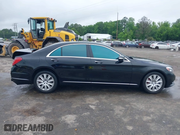 2014 Mercedes-Benz S 550 z VIN WDDUG8FB8EA067537, wystawiony jako IAAI lot #42261687 z przebiegiem 133 407 mil mil oraz . Historia ofert i sprzedaży dostępna na DreamBid. Obrazek 13.