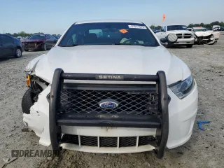 2015 Ford Police Interceptor with VIN 1FAHP2MT4FG203865, listed as a Copart auction lot 57017075 with 140,953 mi miles and Clean title. Bid and sale history available at DreamBid. Image 5.