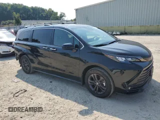 2024 Toyota Sienna LE with VIN 5TDCSKFC6RS111621, listed as a Copart auction lot 74657494 with 19,733 mi miles and Salvage Title. Bid and sale history available at carsss.com. Image 4.