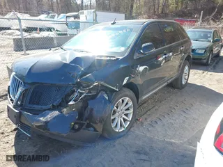 2013 Lincoln MKX with VIN 2LMDJ8JK6DBL29142, listed as a IAAI auction lot 41690556 with NaN miles. Bid and sale history available at carsss.com. Image 17.