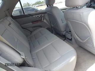 2004 Kia Sorento LX z VIN KNDJD733445302455, wystawiony jako IAAI lot #42342421 z przebiegiem 98 137 mil mil oraz . Historia ofert i sprzedaży dostępna na DreamBid. Obrazek 8.
