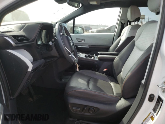 2022 Toyota Sienna XSE z VIN 5TDDSKFC4NS053796, wystawiony jako Copart lot #71183874 z przebiegiem 40 564 mil mil oraz Nie do naprawy • Non repairable. Historia ofert i sprzedaży dostępna na DreamBid. Obrazek 6.