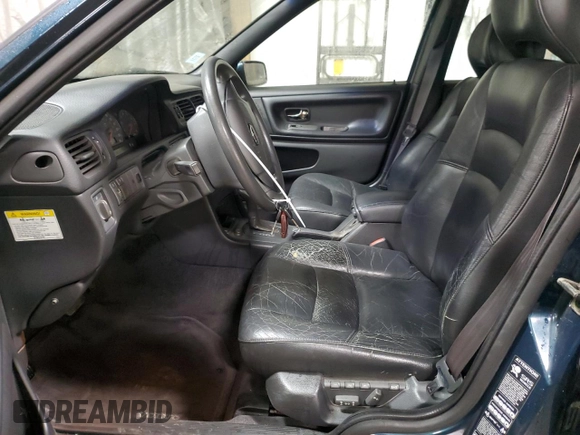 1998 Volvo S70 with VIN YV1LS5577W1497166, listed as a Copart auction lot 87835355 with 153,613 mi miles and Salvage title. Bid and sale history available at DreamBid. Image 7.