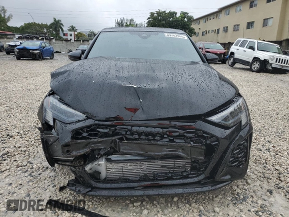 2024 Audi RS 3 z VIN WUAG4DGYXRA909721, wystawiony jako Copart lot #89262995 z przebiegiem 2235 mil mil oraz Szkody całkowita. Historia ofert i sprzedaży dostępna na DreamBid. Obrazek 5.