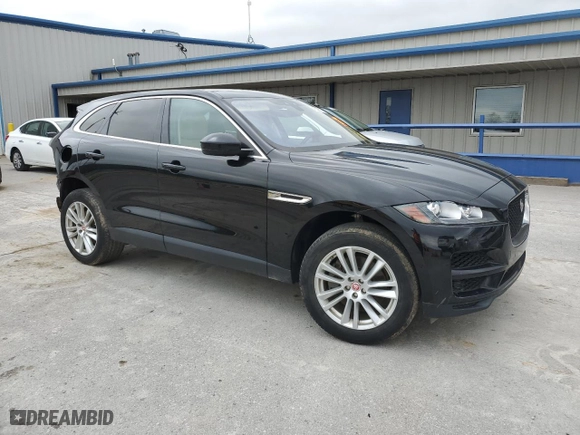 2019 Jaguar F-PACE 25t Prestige with VIN SADCK2GX1KA392655, listed as a Copart auction lot 45329075 with 92,332 mi miles and Non Repairable. Bid and sale history available at carsss.com. Image 4.