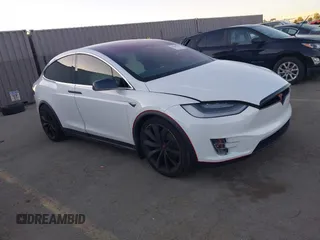 2017 Tesla Model X 90D with VIN 5YJXCDE22HF042089, listed as a IAAI auction lot 41580302 with 102,706 mi miles and . Bid and sale history available at DreamBid. Image 1.