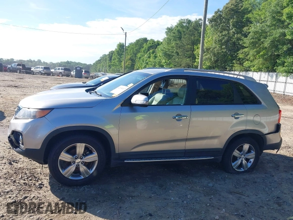 2013 Kia Sorento EX with VIN 5XYKU4A6XDG345785, listed as a IAAI auction lot 42199217 with 245,900 mi miles and . Bid and sale history available at DreamBid. Image 14.