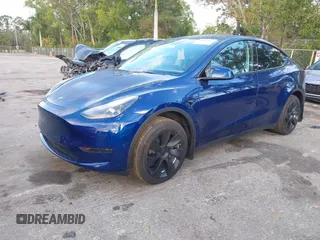 2024 Tesla Model Y с VIN 7SAYGDED5RF015208, выставлен на аукционе IAAI как лот 41608087 с пробегом 10 059 миль миль и . История ставок и продаж доступна на DreamBid. Изображение 17.