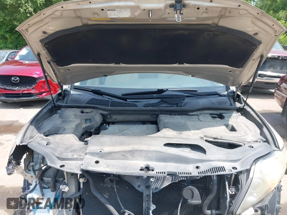2012 Lexus RX 450h with VIN JTJBC1BA4C2430180, listed as a IAAI auction lot 42376564 with 126,101 mi miles and . Bid and sale history available at DreamBid. Image 10.