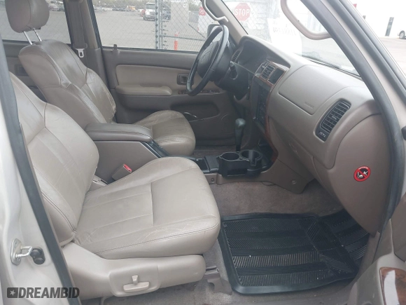 1997 Toyota 4Runner Limited with VIN JT3GN87R2V0024833, listed as a IAAI auction lot 41881359 with 179,115 mi miles. Bid and sale history available at carsss.com. Image 5.