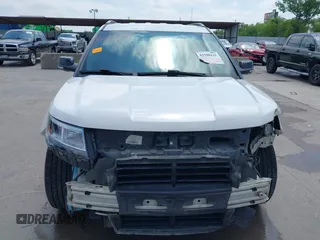 2017 Ford Explorer XLT с VIN 1FM5K7D81HGA98642, выставлен на аукционе IAAI как лот 42398111 с пробегом 140 601 миль миль и . История ставок и продаж доступна на DreamBid. Изображение 13.
