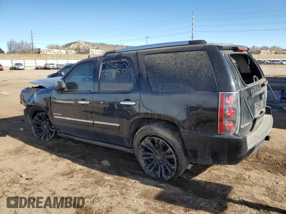 2014 GMC Yukon Denali z VIN 1GKS1EEF4ER244080, wystawiony jako Copart lot #88926145 z przebiegiem 179 101 mil mil oraz Szkoda całkowita • Salvage title. Historia ofert i sprzedaży dostępna na DreamBid. Obrazek 2.