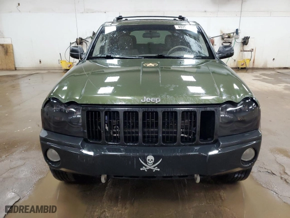 2007 Jeep Grand Cherokee Laredo with VIN 1J8GR48K77C631153, listed as a Copart auction lot 49797075 with 192,138 mi miles and Clean Title. Bid and sale history available at carsss.com. Image 5.