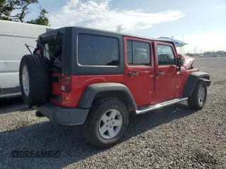 2013 Jeep Wrangler Unlimited Sport z VIN 1C4BJWDG1DL694556, wystawiony jako Copart lot #58730525 z przebiegiem Nie podano mil oraz Szkoda całkowita • Salvage title. Historia ofert i sprzedaży dostępna na DreamBid. Obrazek 3.