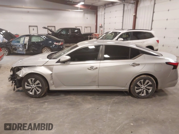 2023 Nissan Altima S with VIN 1N4BL4BV1PN363412, listed as a IAAI auction lot 41866586 with 48,100 mi miles and . Bid and sale history available at carsss.com. Image 14.