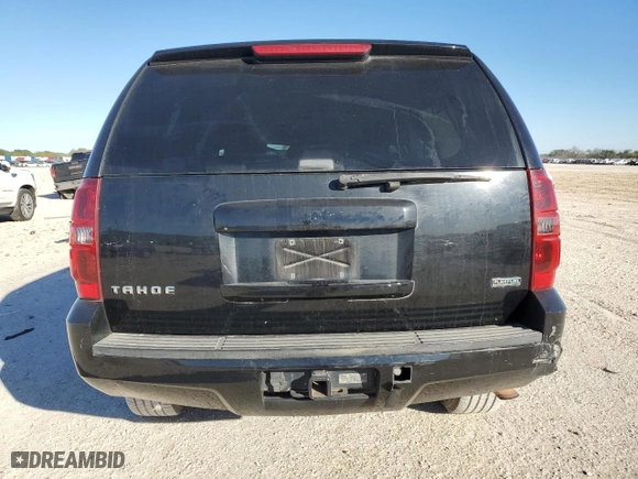2010 Chevrolet Tahoe LS with VIN 1GNUKAE01AR251964, listed as a Copart auction lot 81771624 with 203,716 mi miles and Salvage Title. Bid and sale history available at carsss.com. Image 6.