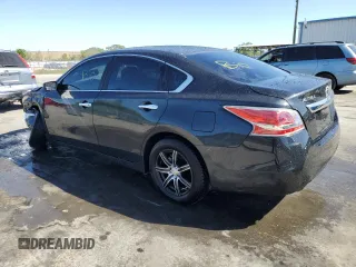 2015 Nissan Altima 2.5 with VIN 1N4AL3AP2FN307048, listed as a Copart auction lot 47675214 with 89,752 mi miles and Salvage title. Bid and sale history available at DreamBid. Image 2.