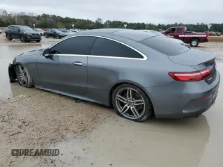2018 Mercedes-Benz E-Class E 400 with VIN WDD1J6FB9JF039283, listed as a Copart auction lot 82918073 with 73,626 mi miles and Salvage Title. Bid and sale history available at carsss.com. Image 2.