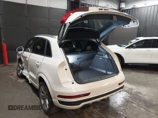 2018 Audi Q3 Premium with VIN WA1ECCFS0JR033790, listed as a IAAI auction lot 42179609 with 45,548 mi miles and . Bid and sale history available at DreamBid. Image 3.