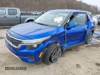 2021 Kia Seltos LX z VIN KNDEPCAA9M7045395, wystawiony jako IAAI lot #41886909 z przebiegiem 14 973 mil mil oraz . Historia ofert i sprzedaży dostępna na DreamBid. Obrazek 18.