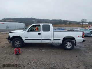 2002 Chevrolet Silverado 1500 LT with VIN 1GCEK19T32E199280, listed as a IAAI auction lot 41472421 with 1 mi miles. Bid and sale history available at carsss.com. Image 15.