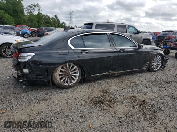 2017 BMW 7 Series 740i with VIN WBA7E2C50HG740358, listed as a Copart auction lot 51601995 with 0 mi miles and Non Repairable. Bid and sale history available at carsss.com. Image 3.