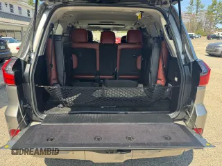 2017 Lexus LX 570 z VIN JTJHY7AX7H4244407, wystawiony jako Copart lot #56943755 z przebiegiem 105 207 mil mil oraz Czysty tytuł • Clean title. Historia ofert i sprzedaży dostępna na DreamBid. Obrazek 9.