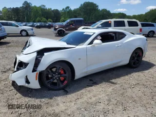 2021 Chevrolet Camaro 2LT z VIN 1G1FD1RS5M0122649, wystawiony jako Copart lot #53626035 z przebiegiem 70 497 mil mil oraz Szkoda całkowita • Salvage title. Historia ofert i sprzedaży dostępna na DreamBid. Obrazek 1.