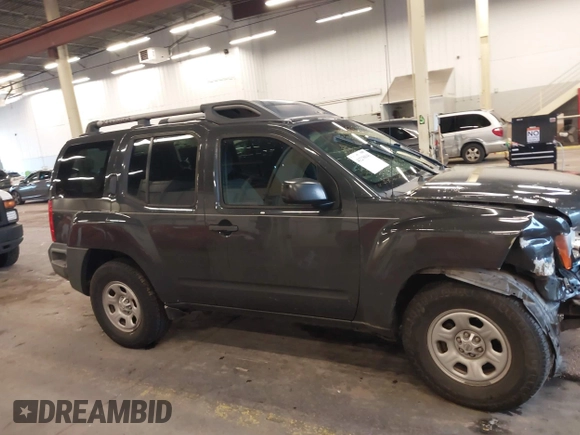 2013 Nissan Xterra S z VIN 5N1AN0NUXDN821211, wystawiony jako IAAI lot #41238046 z przebiegiem 131 649 mil mil oraz . Historia ofert i sprzedaży dostępna na DreamBid. Obrazek 13.