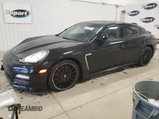 2013 Porsche Panamera with VIN WP0AA2A71DL016124, listed as a Copart auction lot 47225515 with 92,694 mi miles and Salvage Title. Bid and sale history available at carsss.com. Image 1.