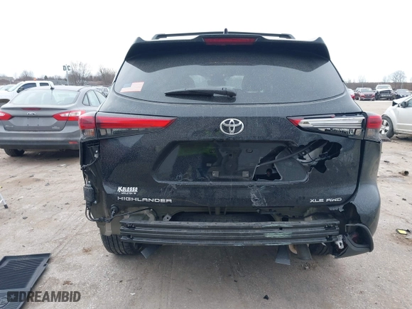 2023 Toyota Highlander L with VIN 5TDKDRBH8PS504579, listed as a IAAI auction lot 41418488 with 23,812 mi miles. Bid and sale history available at carsss.com. Image 17.